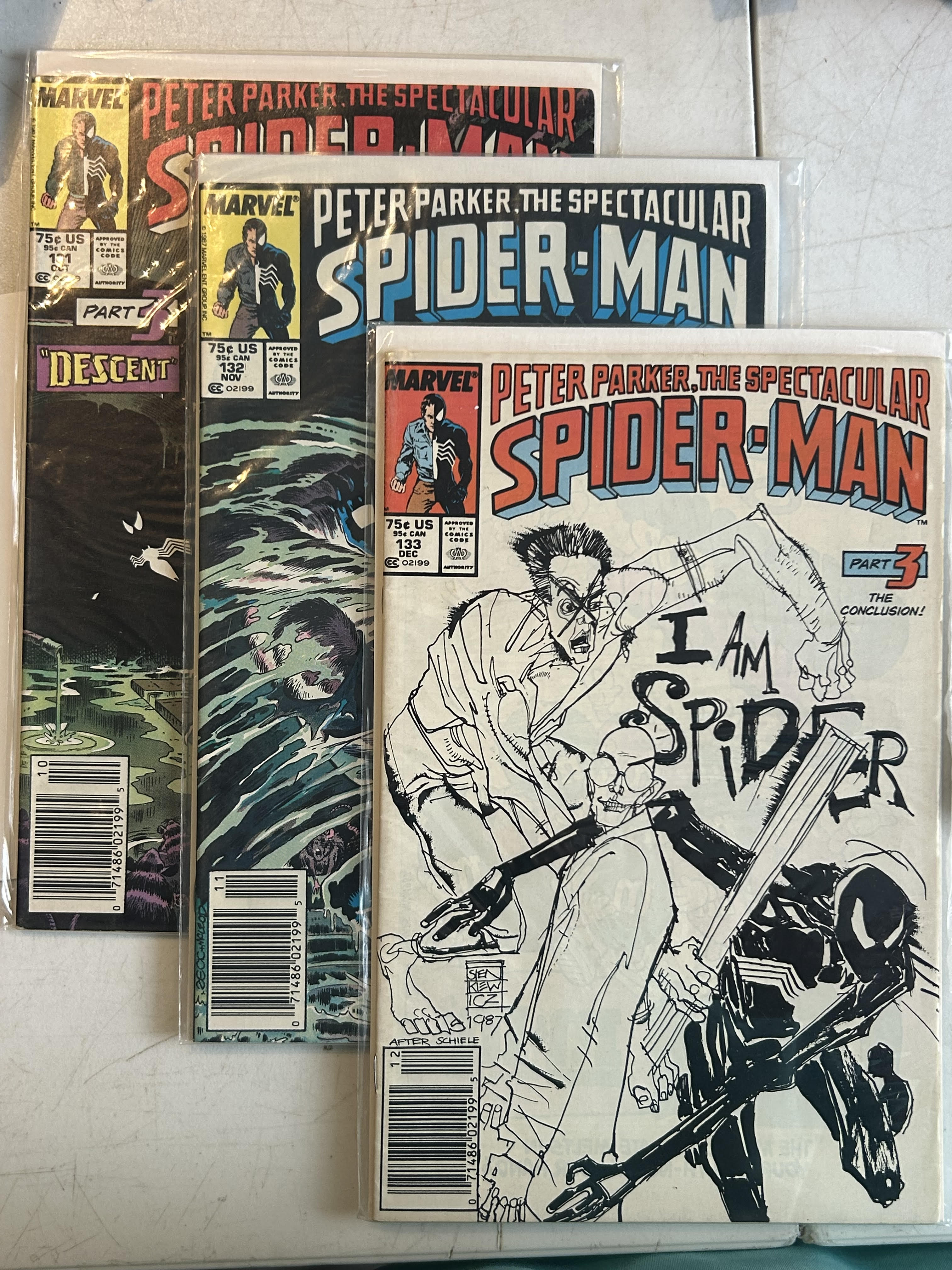 Spectacular Spider-Man LOT!  3 books! Kravens last hunt!